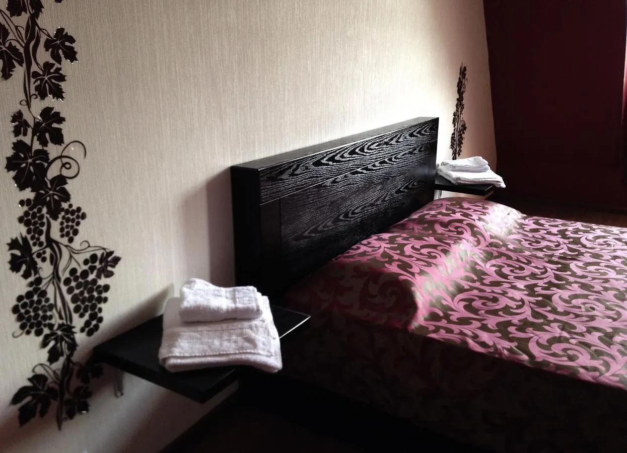 Vazi Hotel
