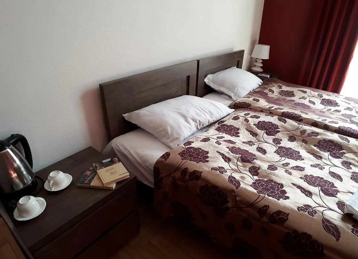 Vazi Hotel 2*, Tbilisi