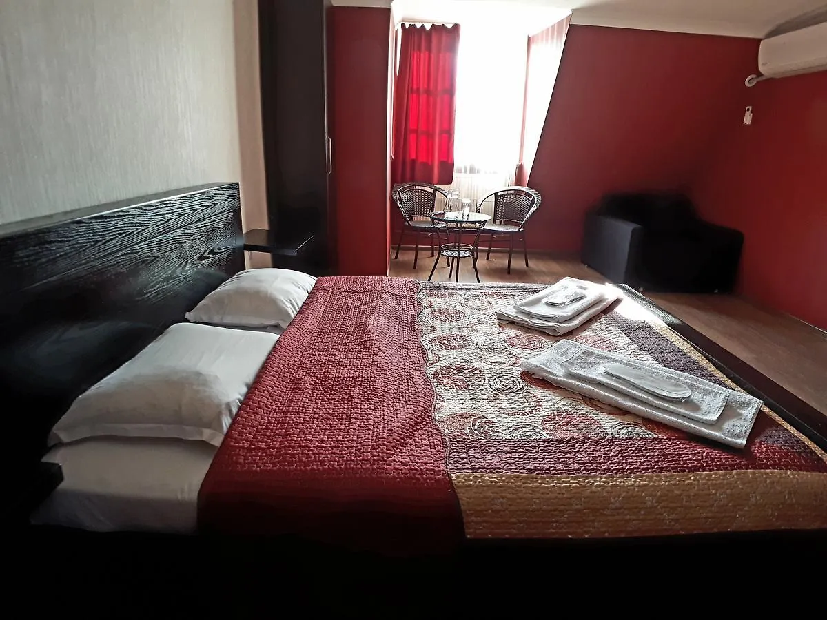 Vazi Hotel